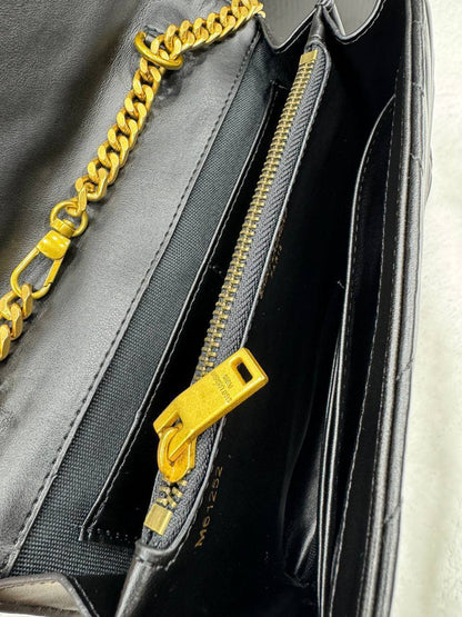 - Quilted Shoulder Bag