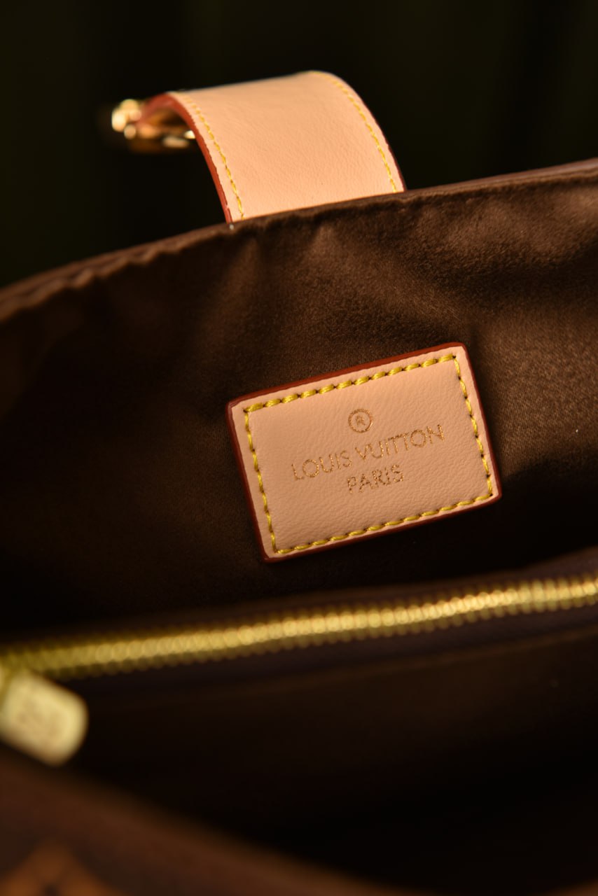 LVS - Low Key Shoulder Bag