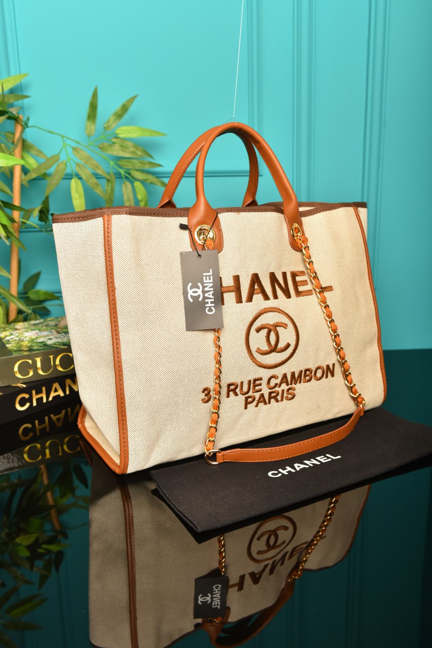CH - 31 Rue Cambon Maxi