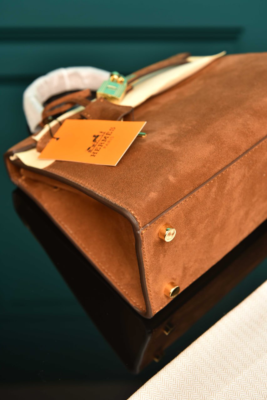 - Kelly 25 ( Suede )