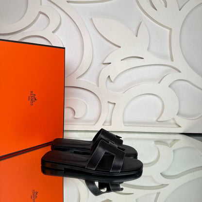 Kelly 22 Bag and Slipper Set