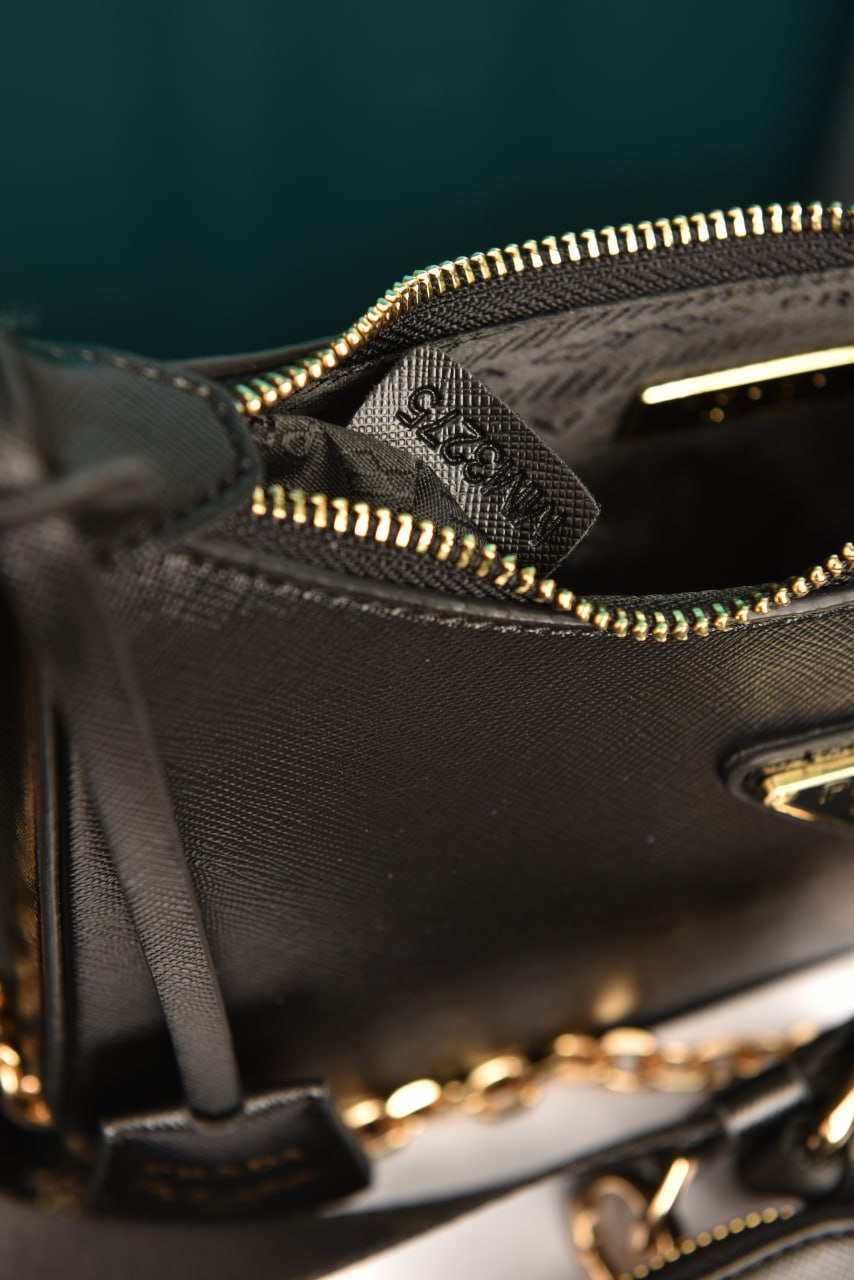 Re-Edition 2005 Saffiano Leather Bag