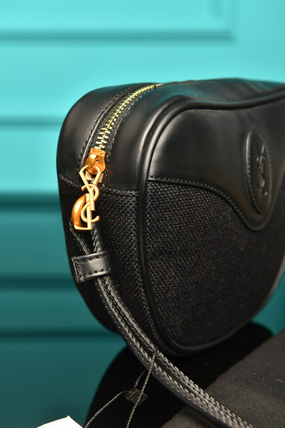 Le 5 A 7 Hobo Bag In Smooth Leather