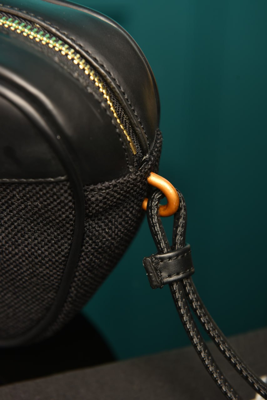 YSI - Le 5 A 7 Hobo Bag In Smooth Leather