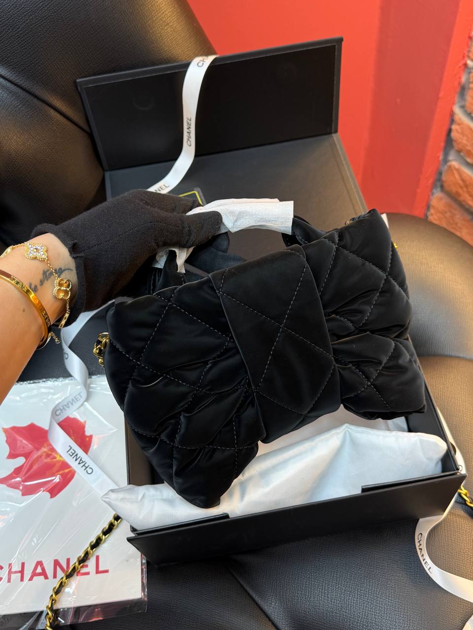 CH - Fiyonk Bag (Video)