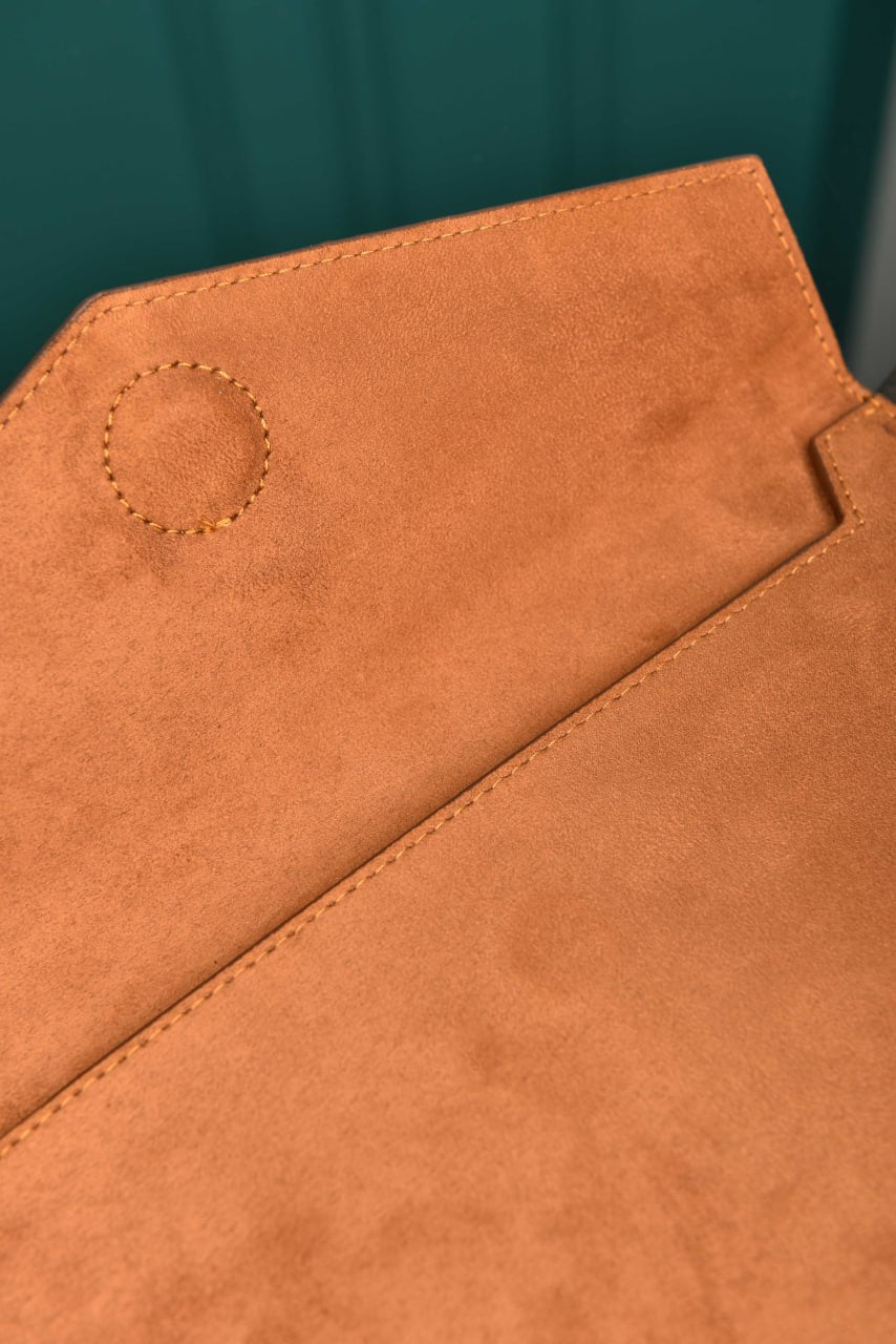 Uptown Pouch (Suede)