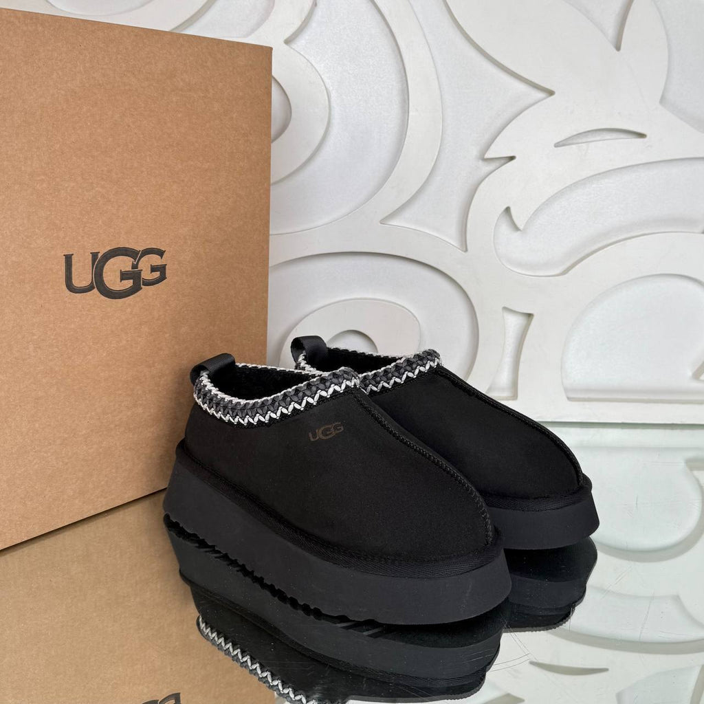 UG - Shoes