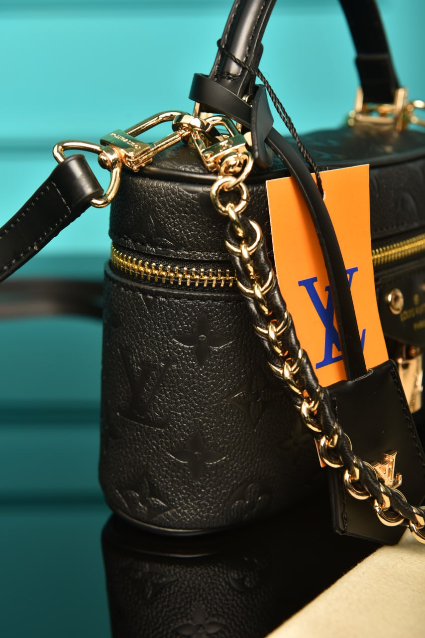 Vanity Chain Pouch